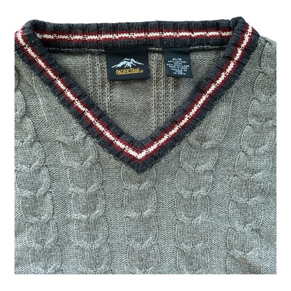 Pacific Trail sweater - Picture 2 of 4